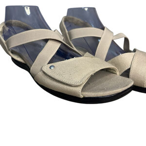 Grasshoppers Orchid Canvas Sandals Beige 11W Wide Flats